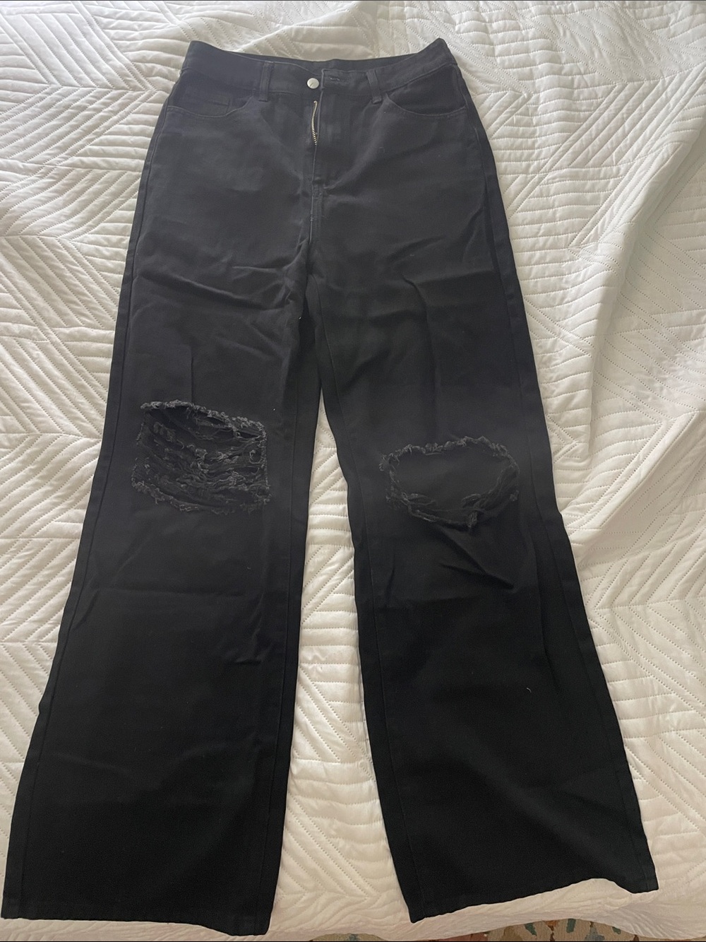 SHEIN Black Wide Leg Flared Jeans with Distressed Knees